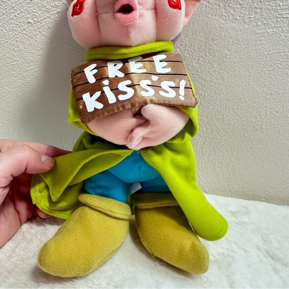 🔵 Disney Plush Dopey Dwarf Holding “Free Kiss’s” Sign - Picture 6 of 10